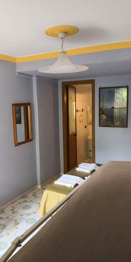 Villaggio "Camping Pompei" Bungalow ภายนอก รูปภาพ